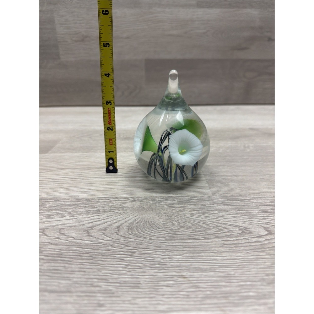 Vintage Art Glass Paperweight Stripper Green Ribbon & Floral Design 4" Very Nice - Picture 7 of 7